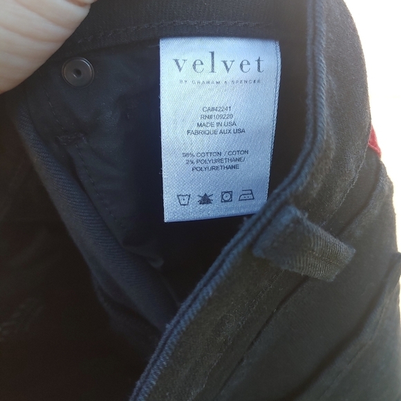 Velvet Graham & Spencer | NWOT Crop Kick Flare Chanel black jeans - Picture 7 of 7